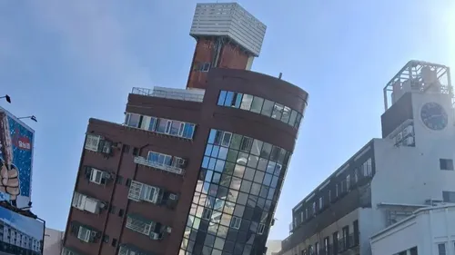 [VIDEO] Un séisme touche Taïwan : au moins 9 morts et 50 disparus 