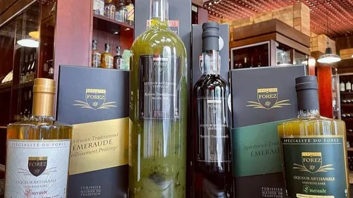 Idée cadeau : La Verveine du Forez propose une liqueur 100% naturelle