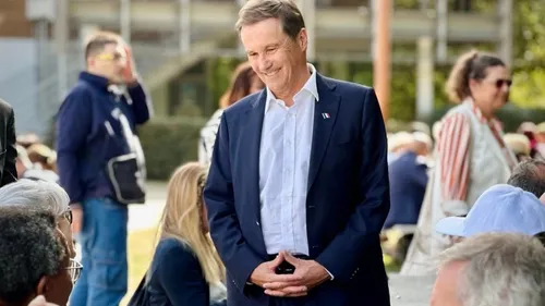 Nicolas Dupont-Aignan annule sa venue à Saint-Etienne
