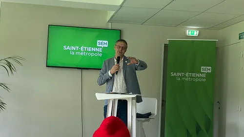Municipales 2026 à Saint-Etienne : Frédéric Durand chef de file du...