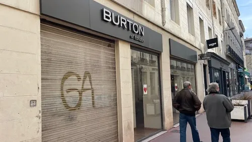 Liquidation de "Burton of London" : la boutique stéphanoise ferme...