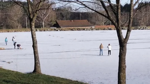 Noirétable : Ils marchent sur le plan d'eau gelé malgré l'arrêté de...