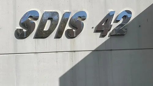 Une minute de silence dans les casernes de pompiers de la Loire 