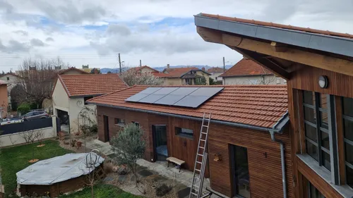 Climatisation, panneaux solaires : les nouveaux défis de BOST.T...