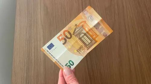 Saint-Etienne : il avait 8 faux billets sur lui, un mineur arrêté