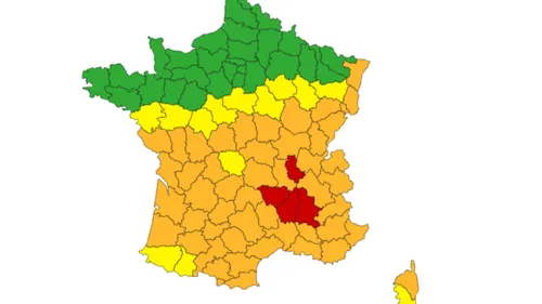 Canicule : quatre départements d'AURA passent en vigilance rouge