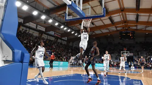 Basket : la Chorale euphorique face à Gravelines-Dunkerque (111-70)