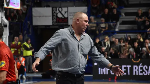 Basket : Jean-Denys Choulet relevé de ses fonctions d'entraineur de...