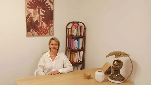 Hypnose, sophrologie : comment Christelle Contardo aide sa...