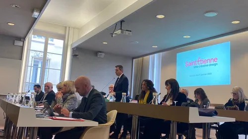 Affaire de la vidéo intime, établissement Al Kindi ... on revient...