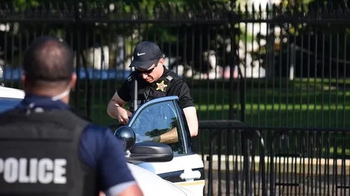  Etats-Unis : une fusillade fait au moins 22 morts dans le Maine 