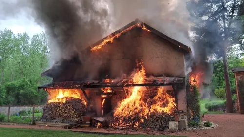 Roannais : un incendie dans une grange 