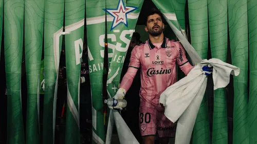ASSE : Gautier Larsonneur est forfait contre le Red Star