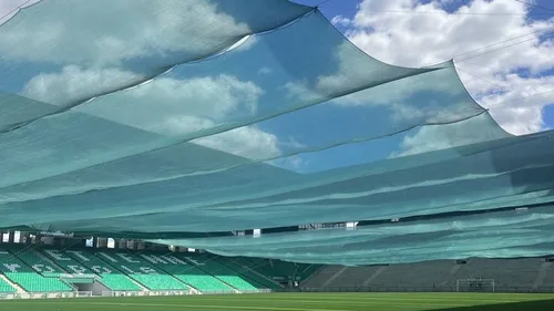 Le stade Geoffroy Guichard expérimente une technique de protection...