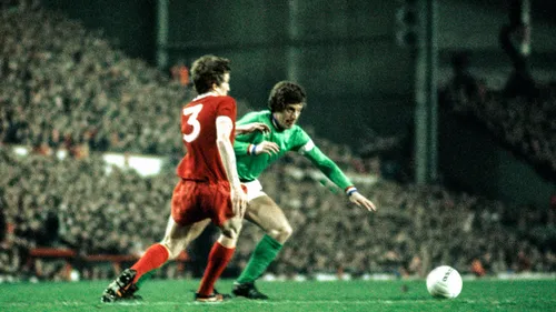 Jean-Michel Larqué en dédicaces à Saint-Etienne 