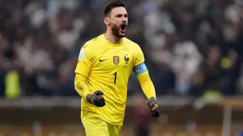 Foot : Hugo Lloris prend sa retraite internationale 