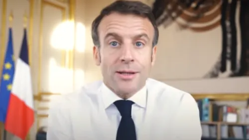 Emmanuel Macron veut développer "un réseau de RER" dans 10 villes...