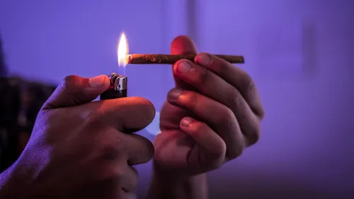 Une patiente du centre hospitalier de Roanne met le feu à sa...