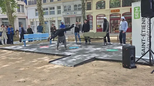 Biennale Internationale du Design de Saint-Étienne : Une expo à...