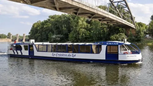 Gagnez votre dîner-croisière avec feu d'artifice le jour du 14...