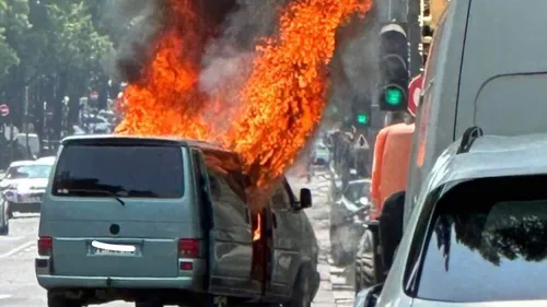 Bordeaux : un incendie se déclare en début d'après-midi à proximité...