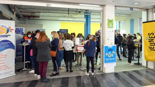 Un service civique dating ce mercredi à Châlons-en-Champagne 