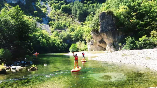 GAGNEZ VOS VACANCES EN FAMILLE DANS L'UN DES 100 VVF DE FRANCE
