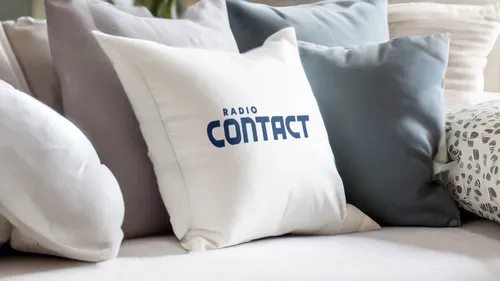 GAGNEZ VOTRE COUSSIN AUX COULEURS DE RADIO CONTACT !