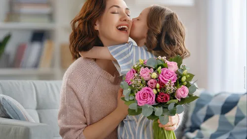 GAGNEZ VOTRE BOUQUET DE FLEURS POUR LA FÊTE DES MERES !