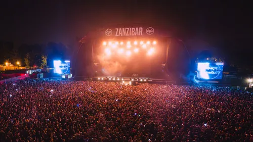 GAGNEZ VOS PASS 4 JOURS POUR LE FESTIVAL CABARET VERT !