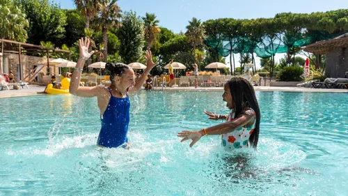 GAGNEZ VOTRE SEMAINE DE VACANCES