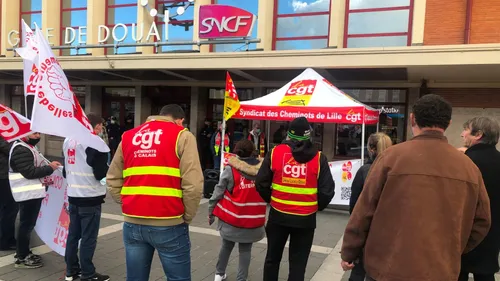 SNCF : la CGT mobilisée contre la réduction des horaires des...