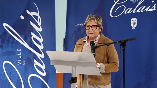 Présidentielle : la maire de Calais Natacha Bouchart soutient...