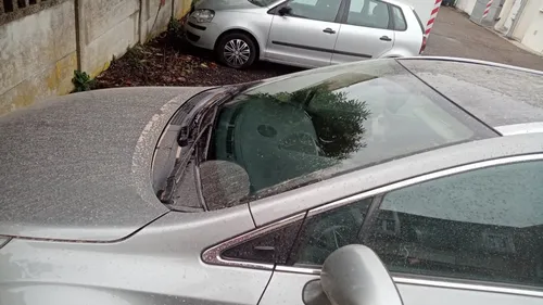 Pluie de sable venue du Sahara 