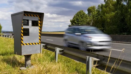 Région: Le motard qui faisait des doigts d'honneur aux radars...