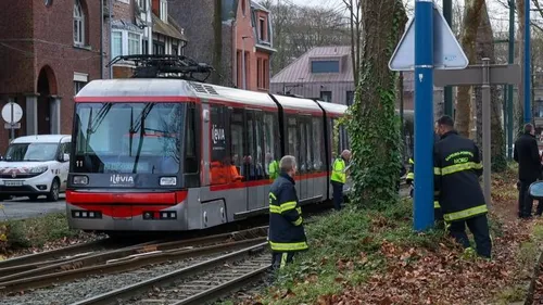 Un intérimaire âgé de 38 ans meurt en intervenant sur la voie du...