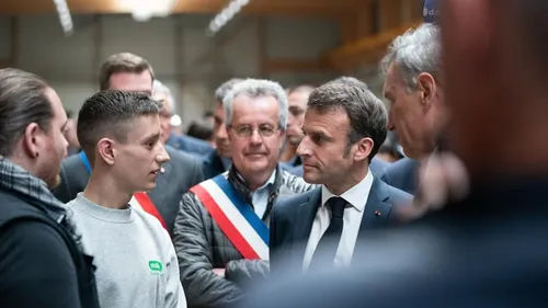 Emmanuel Macron à Dunkerque ce vendredi pour "officialiser de...