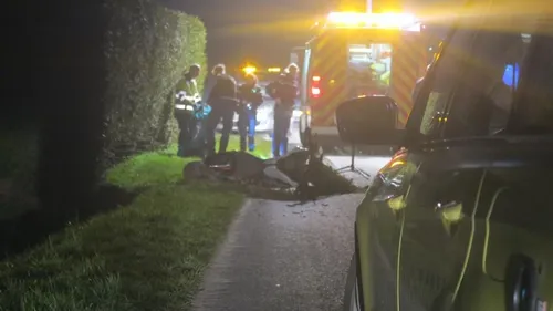 Un motard de 19 ans tué dans un accident à Steenvoorde