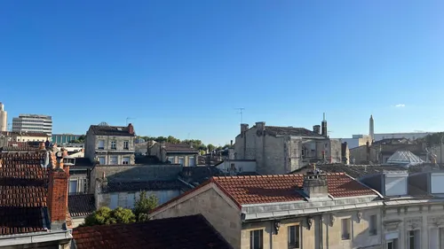 Canicule : la Gironde passe à son tour en vigilance orange, les 40...