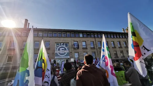  Suppressions de postes, manque de moyens… :les enseignants se...