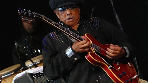 Bassin d'Arcachon : l'un des membres fondateurs d'Earth,Wind and...