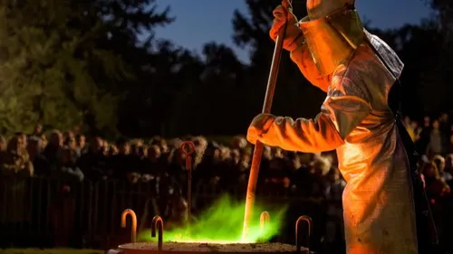 les cloches du carillon coulées ce week-end à Hesdin-la-Forêt