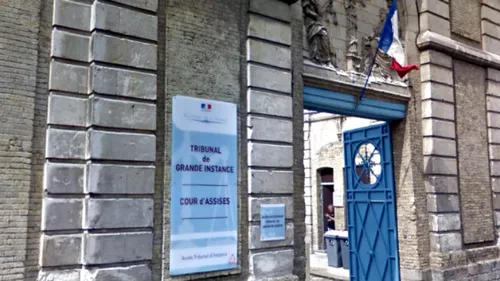 Le procès d'une femme accusée d'avoir tué son nourrisson dans un...