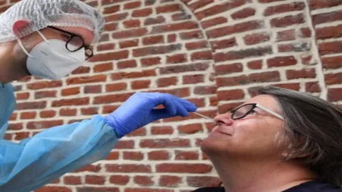 Covid 19 : arrêts de travail, isolement, tests… les règles changent...