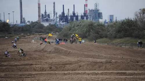 Un pilote de 32 ans meurt sur le circuit de moto-cross de Loon-Plage