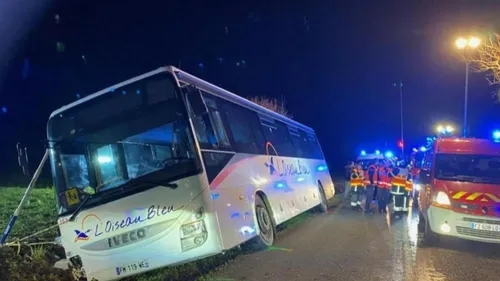 28 lycéens impliqués dans un accident de car scolaire dans l'Aisne