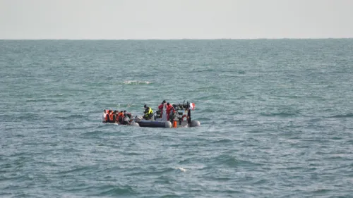 Traversée de la Manche : un bateau avec 28 migrants a coulé au...