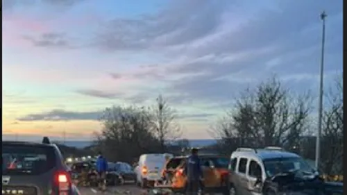 Six véhicules impliqués dans un carambolage 