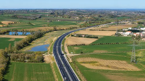 Autoroute A69 : plus de 1 000 opposants mobilisés à un mois de...