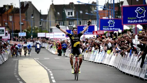 Péronne recherche près de 100 signaleurs pour la course cycliste...